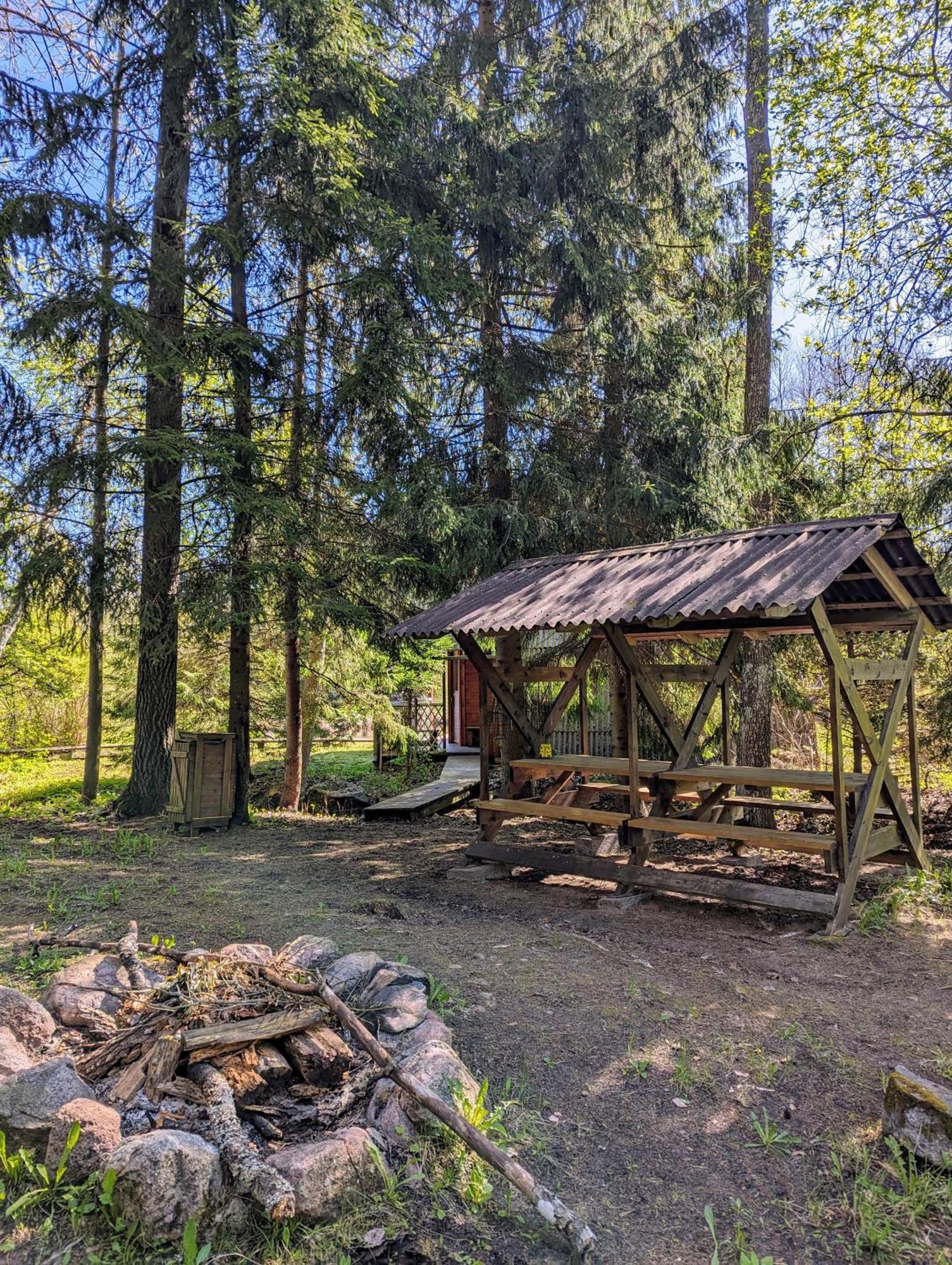 Rehe Turismitalu Guest House Kuijoe Exterior photo